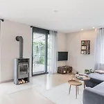 Goethe49 - Stilvolles Mit Outdoor-oase Und Top-ausstattung - Ankommen Und Wohlfühlen, Viel Platz In Gemütlicher Und Erholsamer Atmosphäre Rielasingen-Worblingen