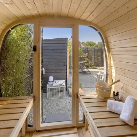 Goethe49 - Stilvolles Gaestehaus Mit Outdoor-oase Und Top-ausstattung - Ankommen Und Wohlfuehlen, Viel Platz In Gemuetlicher Und Erholsamer Atmosphaere Prázdninový dům Rielasingen-Worblingen